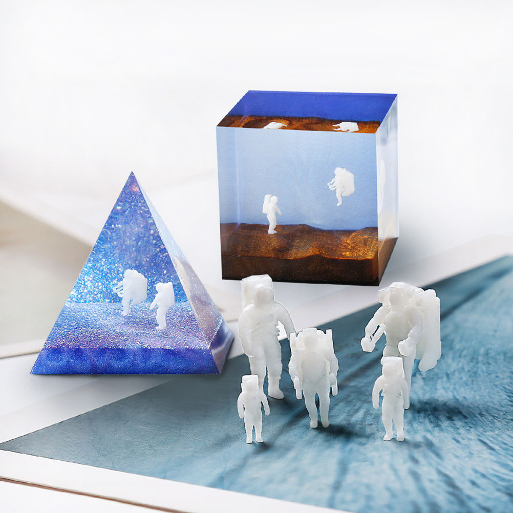 4 stuks Astronaut 3D Epoxy Orn - Resin Crafts Diy recensie en prijs